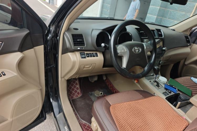 Used Toyota Highlander 2011 2.7L Two-Wheel Drive 5-Seater Elite Edition Driver Seat