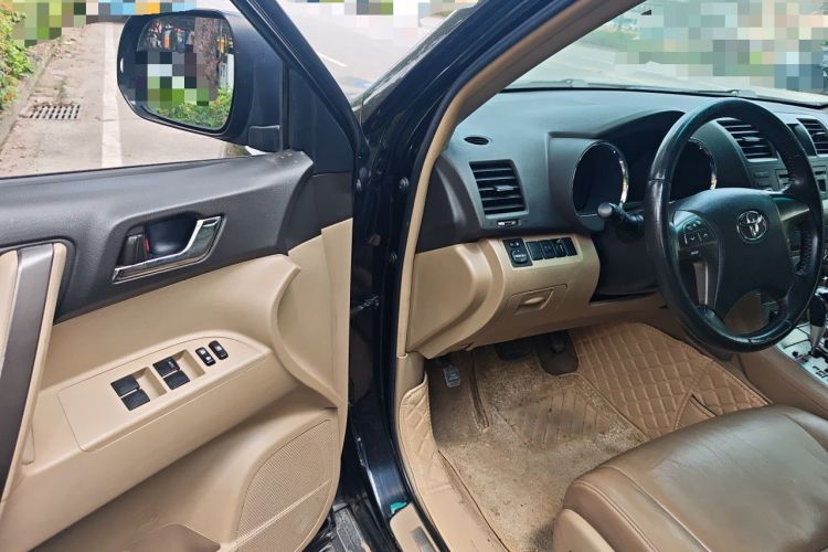 Used Toyota Highlander 2011 2.7L Two-Wheel Drive 5-Seater Sport Edition Driver Seat