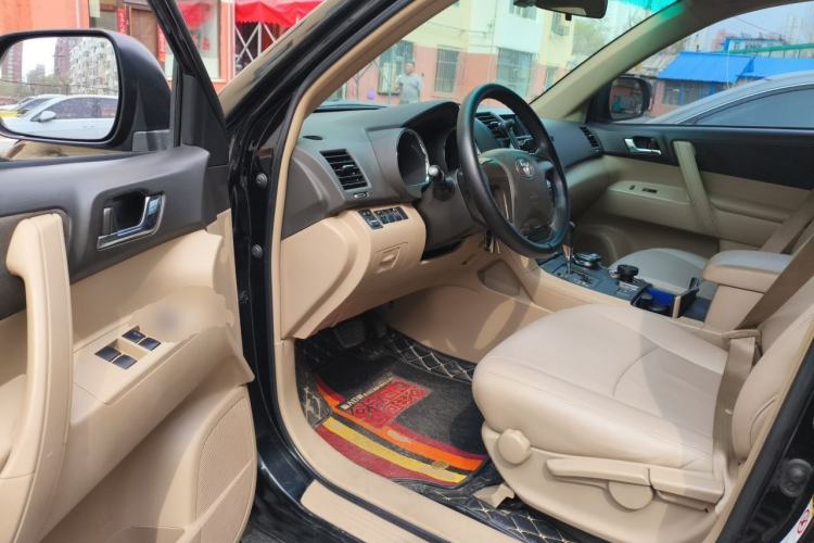 Used Toyota Highlander 2011 2.7L Two-Wheel Drive 5-Seater Elite Edition Driver Seat