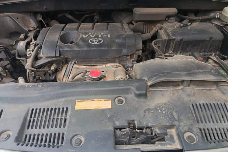 Used Toyota Highlander 2011 2.7L Two-Wheel Drive 5-Seater Elite Edition Engine Bay