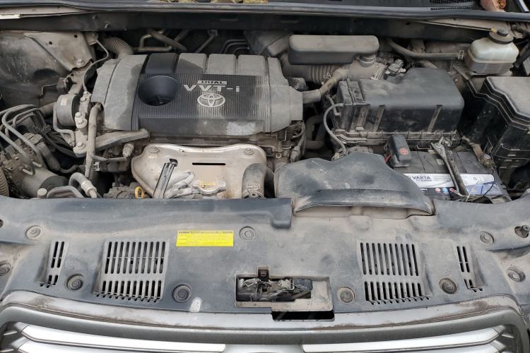 Used Toyota Highlander 2011 2.7L Two-Wheel Drive 7-Seater Elite Edition Engine Bay