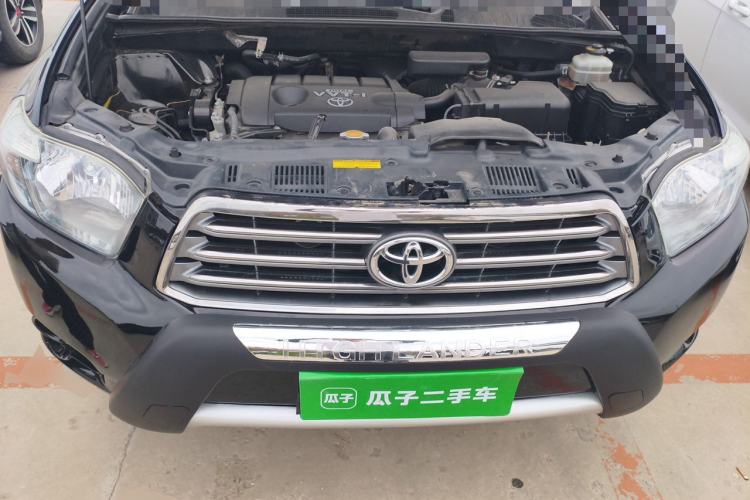 Used Toyota Highlander 2011 2.7L Two-Wheel Drive 5-Seater Sport Edition Engine Bay