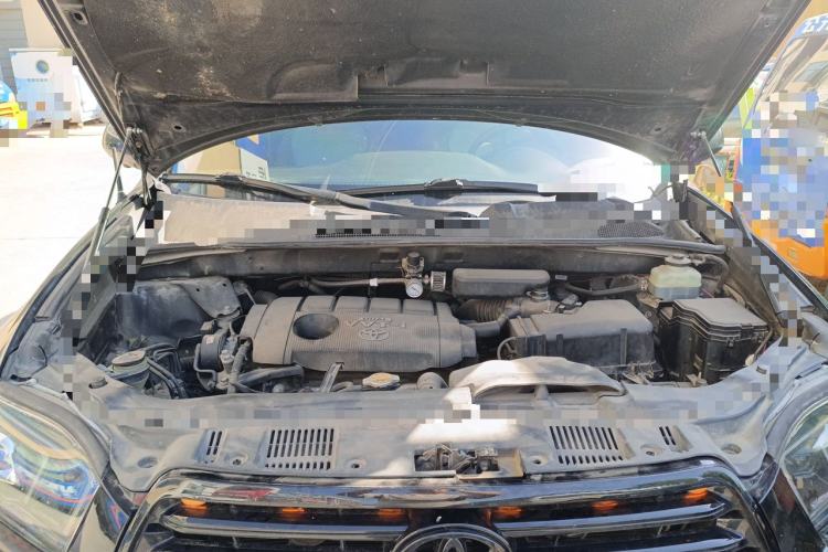 Used Toyota Highlander 2011 2.7L Two-Wheel Drive 5-Seater Elite Edition Engine Bay