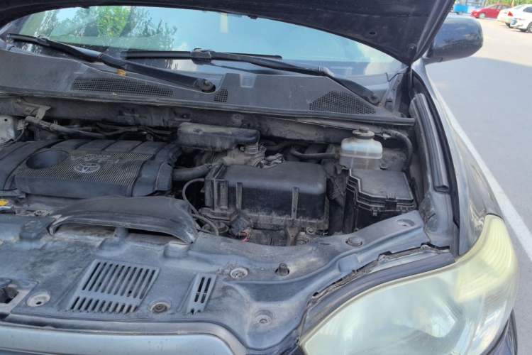 Used Toyota Highlander 2011 2.7L Two-Wheel Drive 5-Seater Elite Edition Engine Bay Left