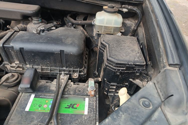Used Toyota Highlander 2011 2.7L Two-Wheel Drive 5-Seater Elite Edition Engine Bay Left