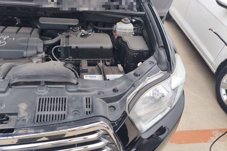Used Toyota Highlander 2011 2.7L Two-Wheel Drive 5-Seater Sport Edition Engine Bay Left