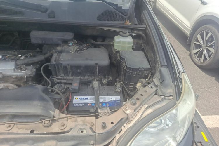 Used Toyota Highlander 2011 2.7L Two-Wheel Drive 5-Seater Elite Edition Engine Bay Left