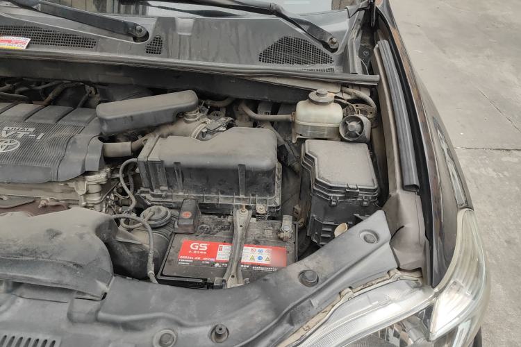 Used Toyota Highlander 2011 2.7L Two-Wheel Drive 7-Seater Luxury Edition Engine Bay Left