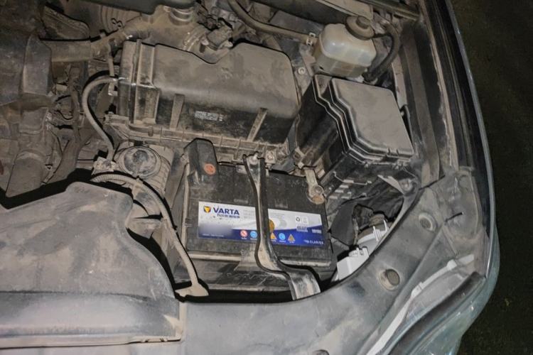 Used Toyota Highlander 2011 2.7L Two-Wheel Drive 7-Seater Luxury Edition Engine Bay Left
