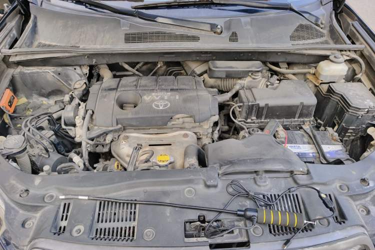 Used Toyota Highlander 2011 2.7L Two-Wheel Drive 5-Seater Elite Edition Engine Bay