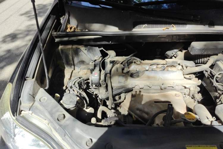 Used Toyota Highlander 2011 2.7L Two-Wheel Drive 5-Seater Sport Edition Engine Bay Right