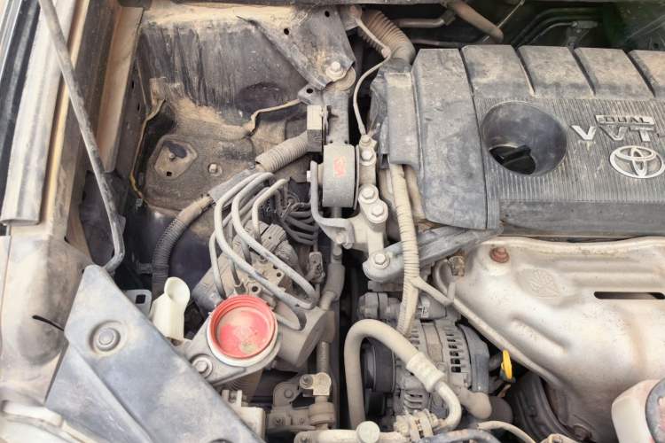 Used Toyota Highlander 2011 2.7L Two-Wheel Drive 5-Seater Elite Edition Engine Bay Right