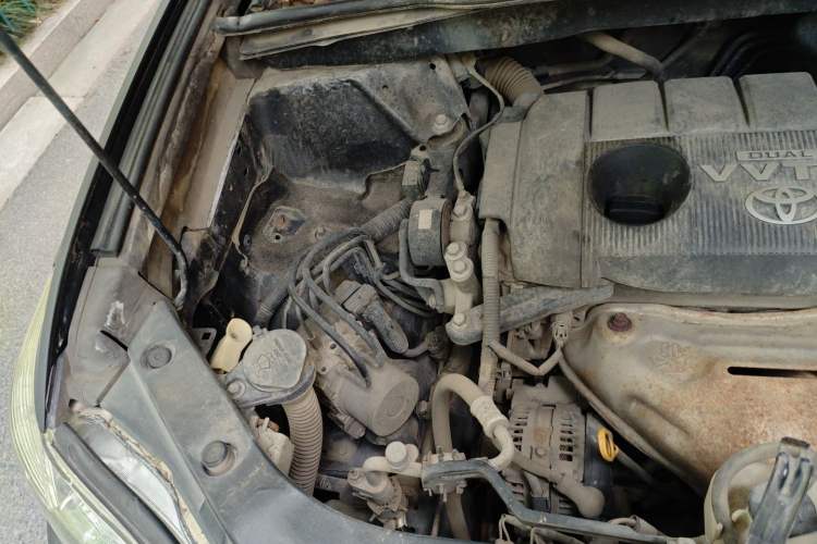 Used Toyota Highlander 2011 2.7L Two-Wheel Drive 5-Seater Elite Edition Engine Bay Right