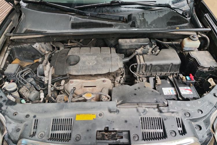Used Toyota Highlander 2011 2.7L Two-Wheel Drive 7-Seater Luxury Edition Engine Bay