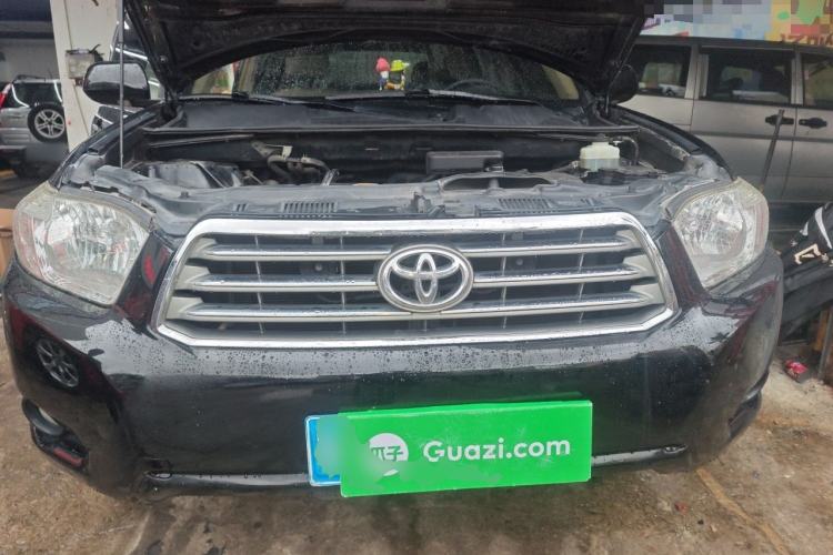 Used Toyota Highlander 2011 2.7L Two-Wheel Drive 7-Seater Supreme Edition Engine Bay