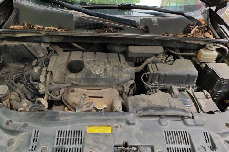 Used Toyota Highlander 2011 2.7L Two-Wheel Drive 5-Seater Elite Edition Engine Bay