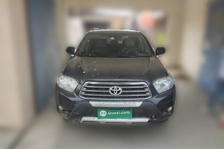 Used Toyota Highlander 2011 2.7L Two-Wheel Drive 7-Seater Luxury Edition Front