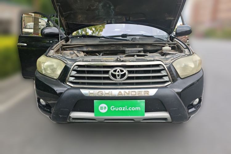 Used Toyota Highlander 2011 2.7L Two-Wheel Drive 7-Seater Luxury Edition Front