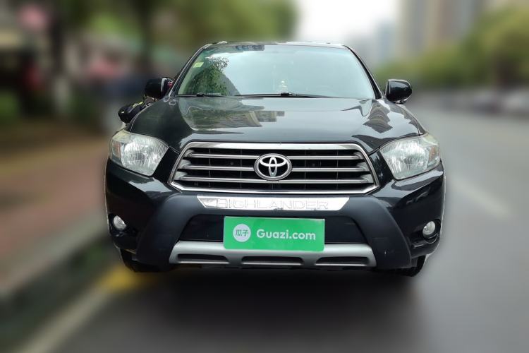 Used Toyota Highlander 2011 2.7L Two-Wheel Drive 7-Seater Luxury Edition Front