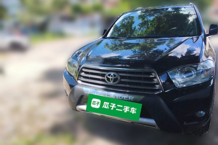 Used Toyota Highlander 2011 2.7L Two-Wheel Drive 5-Seater Sport Edition Front