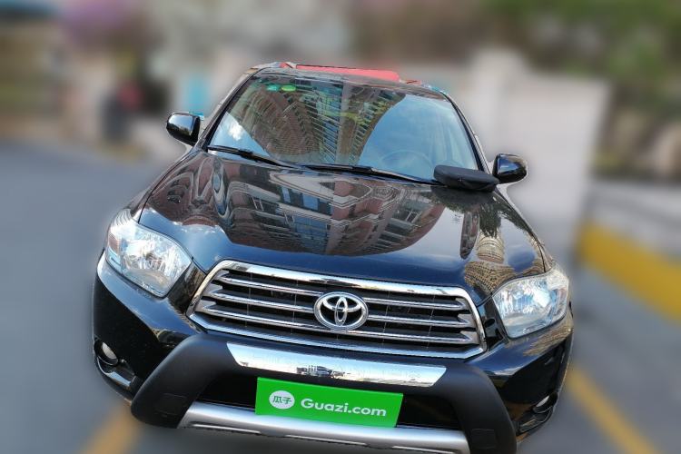 Used Toyota Highlander 2011 2.7L Two-Wheel Drive 7-Seater Luxury Edition Front