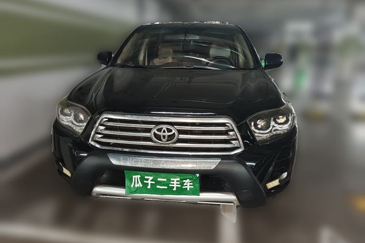 Used Toyota Highlander 2011 2.7L Two-Wheel Drive 7-Seater Luxury Navigation Edition Front