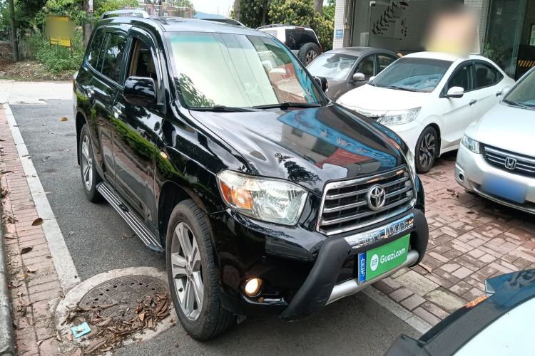 Used Toyota Highlander 2011 2.7L Two-Wheel Drive 7-Seater Luxury Navigation Edition Front Right 45 Deg