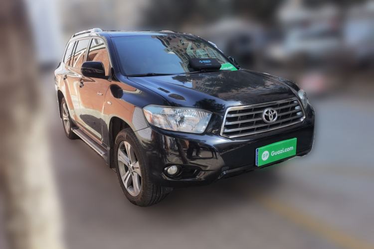 Used Toyota Highlander 2011 2.7L Two-Wheel Drive 5-Seater Sport Edition Front Right 45 Deg
