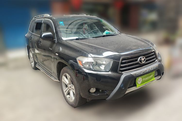 Used Toyota Highlander 2011 2.7L Two-Wheel Drive 5-Seater Sport Edition Front Right 45 Deg
