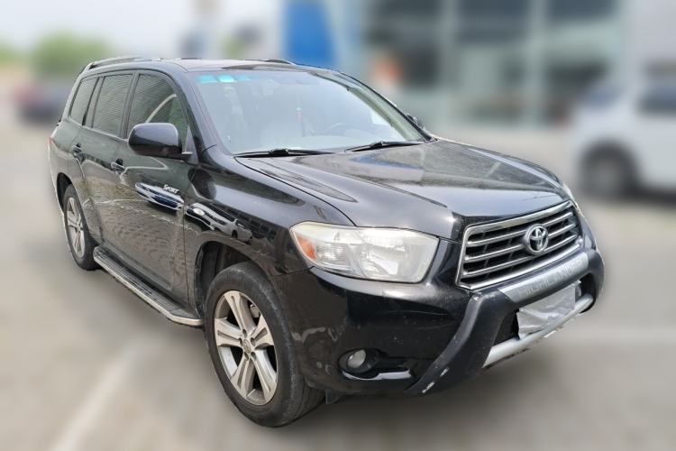 Used Toyota Highlander 2011 2.7L Two-Wheel Drive 7-Seater Luxury Edition Front Right 45 Deg