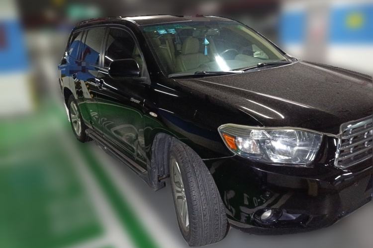 Used Toyota Highlander 2011 2.7L Two-Wheel Drive 7-Seater Luxury Navigation Edition Front Right 45 Deg