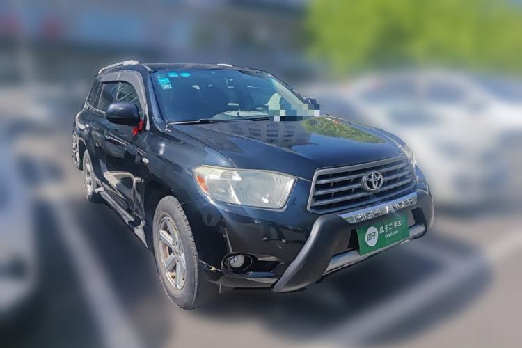 Used Toyota Highlander 2011 2.7L Two-Wheel Drive 5-Seater Elite Edition Front Right 45 Deg