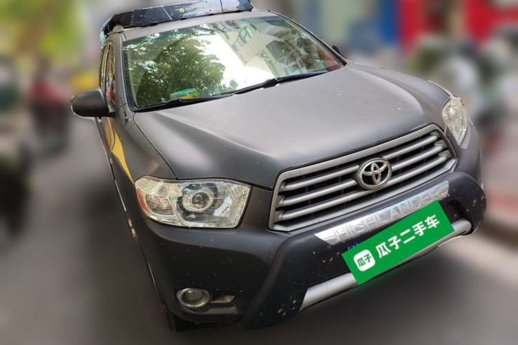 Used Toyota Highlander 2011 2.7L Two-Wheel Drive 5-Seater Elite Edition Front Right 45 Deg