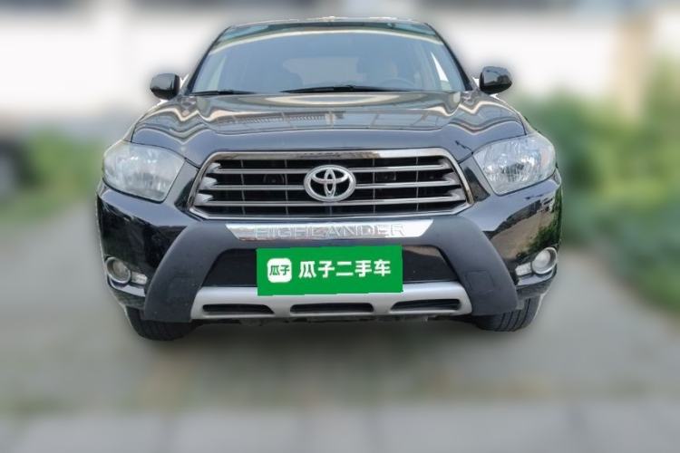 Used Toyota Highlander 2011 2.7L Two-Wheel Drive 7-Seater Luxury Edition Front