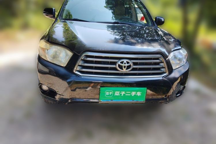 Used Toyota Highlander 2011 2.7L Two-Wheel Drive 7-Seater Luxury Edition Front