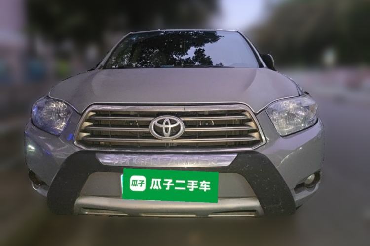 Used Toyota Highlander 2011 2.7L Two-Wheel Drive 7-Seater Luxury Edition Front