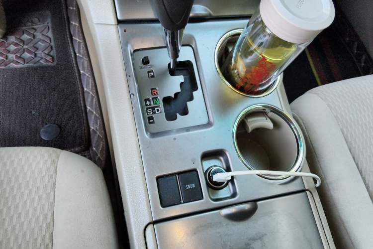 Used Toyota Highlander 2011 2.7L Two-Wheel Drive 5-Seater Elite Edition Gear Lever