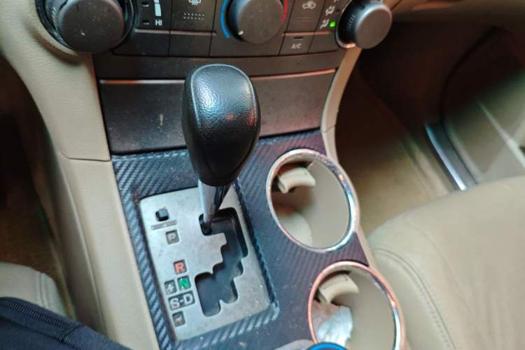 Used Toyota Highlander 2011 2.7L Two-Wheel Drive 5-Seater Elite Edition Gear Lever