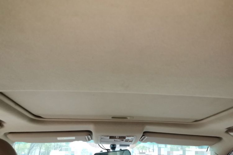 Used Toyota Highlander 2011 2.7L Two-Wheel Drive 7-Seater Luxury Edition Headliner