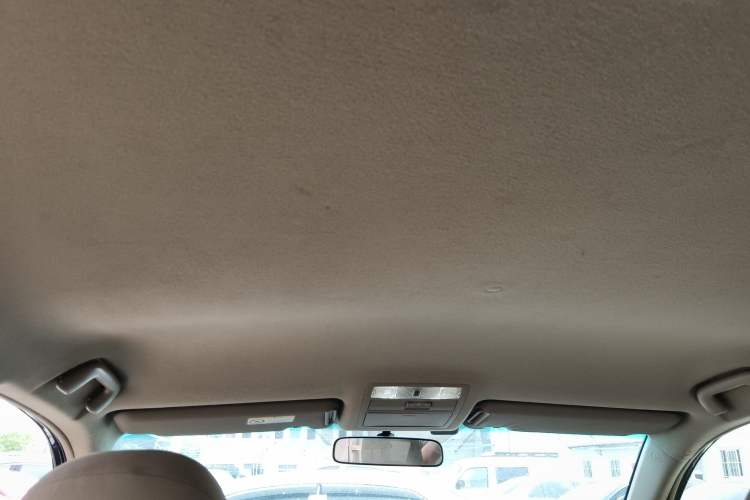 Used Toyota Highlander 2011 2.7L Two-Wheel Drive 5-Seater Elite Edition Headliner
