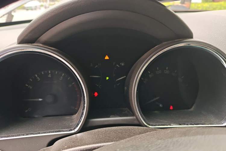 Used Toyota Highlander 2011 2.7L Two-Wheel Drive 7-Seater Luxury Edition Instrument Cluster