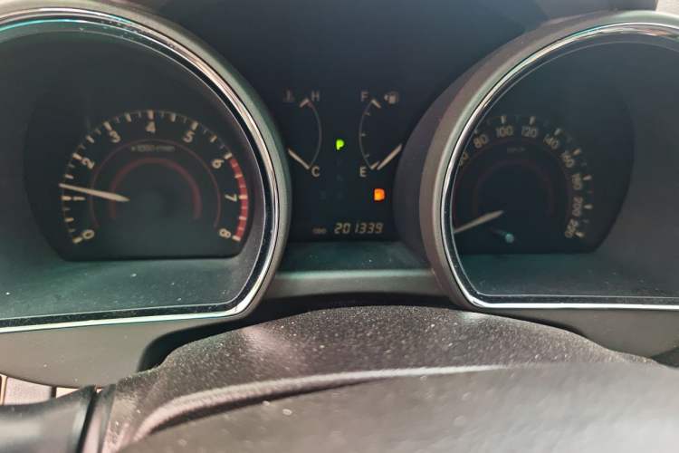 Used Toyota Highlander 2011 2.7L Two-Wheel Drive 5-Seater Sport Edition Instrument Cluster