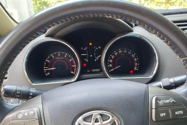 Used Toyota Highlander 2011 2.7L Two-Wheel Drive 7-Seater Luxury Edition Instrument Cluster
