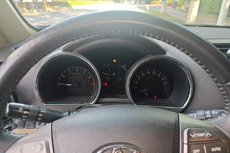 Used Toyota Highlander 2011 2.7L Two-Wheel Drive 7-Seater Luxury Navigation Edition Instrument Cluster