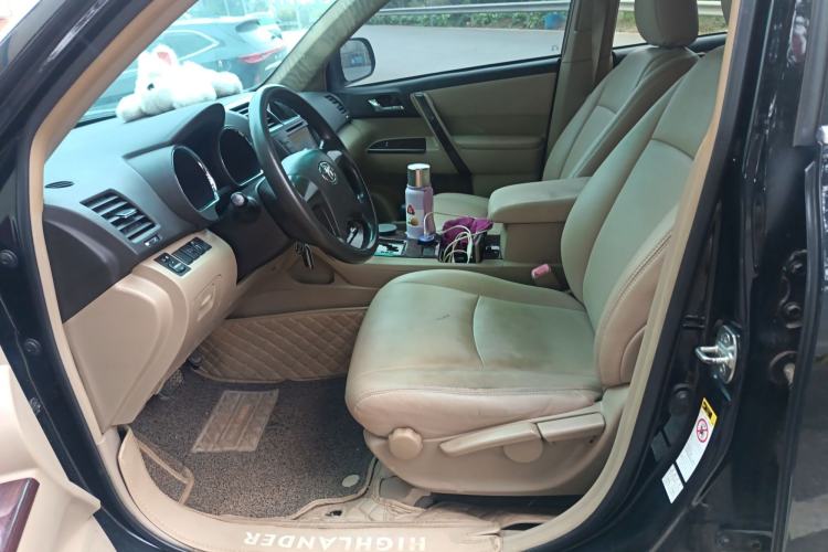 Used Toyota Highlander 2011 2.7L Two-Wheel Drive 5-Seater Elite Edition Left Front Seat