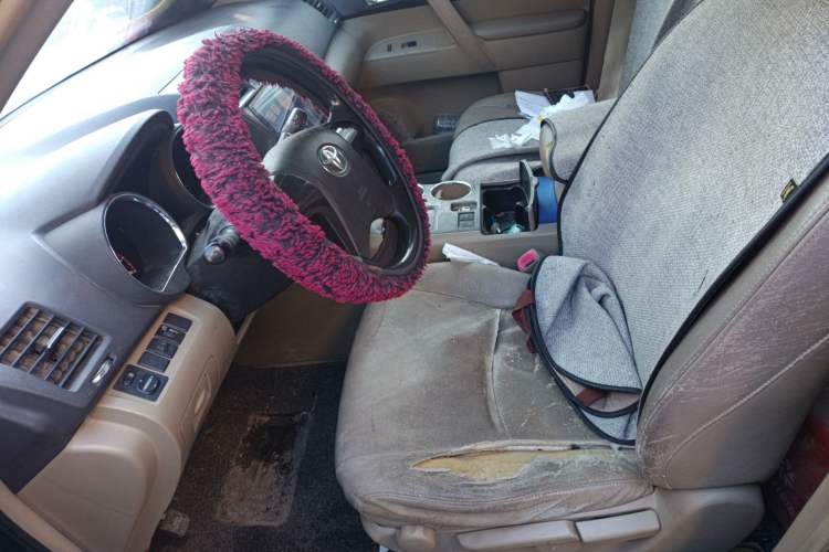 Used Toyota Highlander 2011 2.7L Two-Wheel Drive 5-Seater Elite Edition Left Front Seat