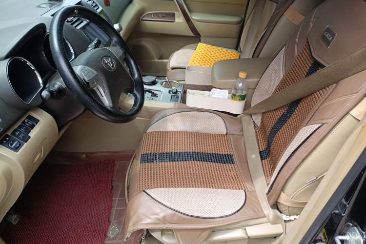 Used Toyota Highlander 2011 2.7L Two-Wheel Drive 5-Seater Elite Edition Left Front Seat