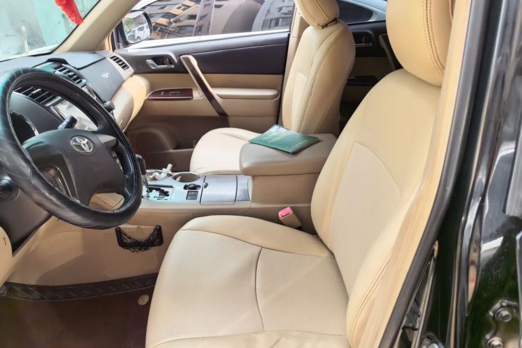 Used Toyota Highlander 2011 2.7L Two-Wheel Drive 5-Seater Elite Edition Left Front Seat