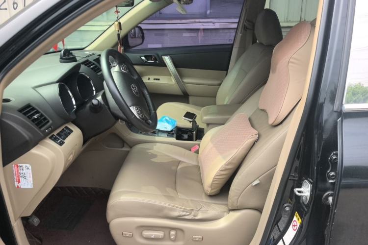 Used Toyota Highlander 2011 2.7L Two-Wheel Drive 7-Seater Luxury Navigation Edition Left Front Seat