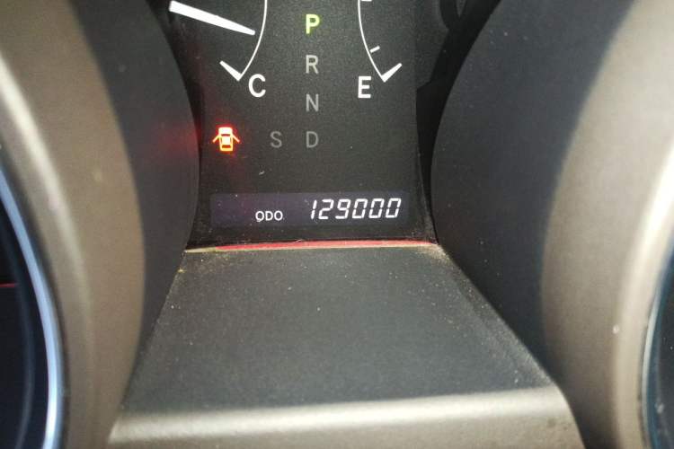 Used Toyota Highlander 2011 2.7L Two-Wheel Drive 7-Seater Luxury Edition Odometer Close Up